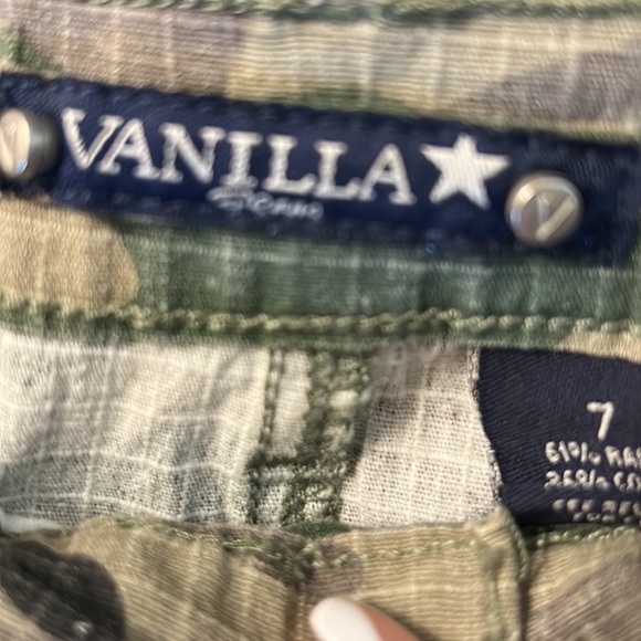 Skirt - Picture 6 of 6